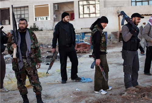 ISIL Demolishes Shrines, Bans Music in Raqa